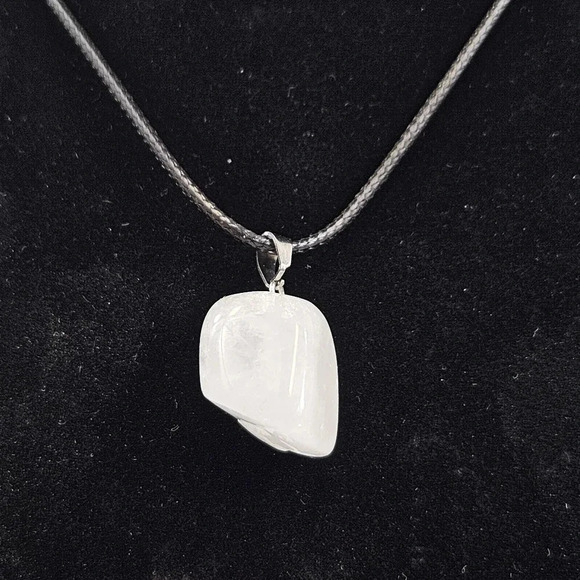 Opaque Quartz Natural Stone Cube Necklace with 18in Black Chain SN17 - Picture 1 of 2